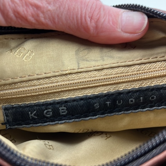 KGB Brown Vegan should bag with patchwork detail - Picture 6 of 10